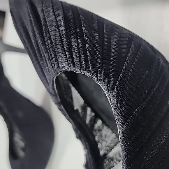 GUESS Gabby Black Mesh Tulle Ruched Pleated Pointed Toe Stiletto Pumps. 6.1/2 - Picture 12 of 14